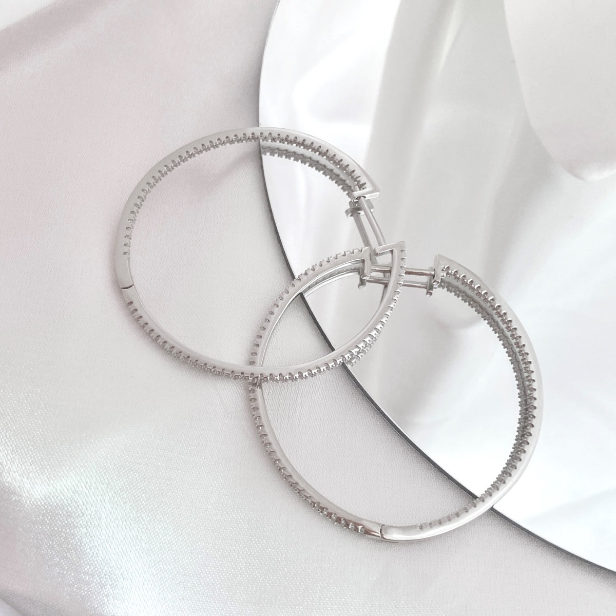 [Sparkling Aurora]Popular Large Hoop Earrings