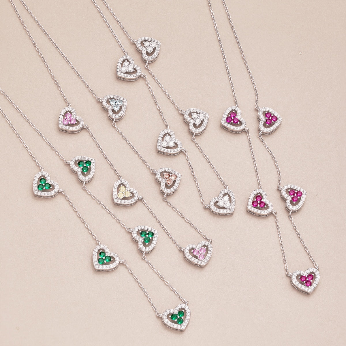 [Sparkling Aurora]Sparkling Five Heart Necklace