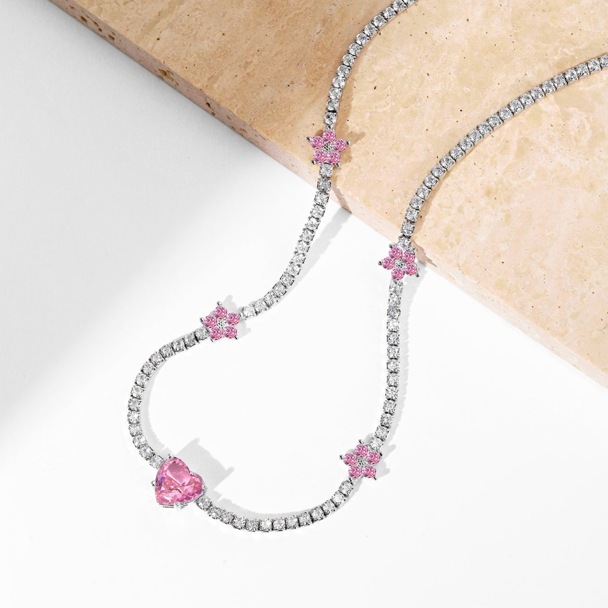 [Sparkling Aurora]Dazzling Pink Heart Flower Necklace