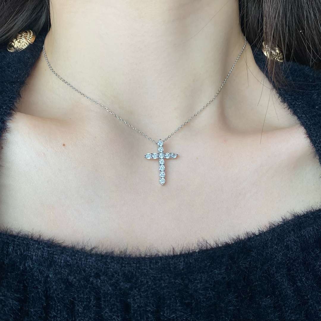 [Sparkling Aurora]Unique Cross Shape Necklace