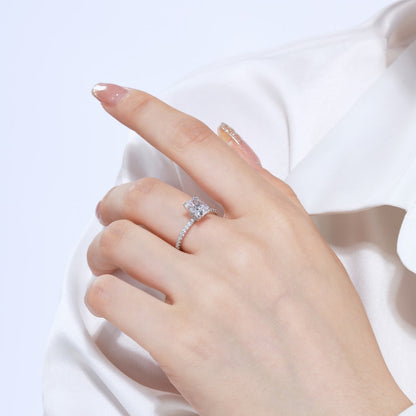 [Sparkling Aurora]2.0 Carat Dazzling Sparkling Radiant Cut Party Ring