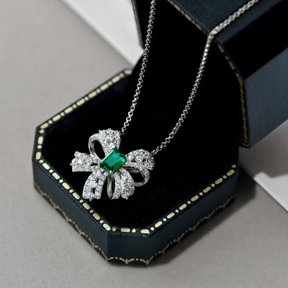 [Sparkling Aurora]Luxurious Flower Shape Emerald Cut Necklace