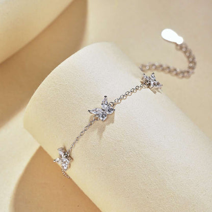 [Sparkling Aurora]Radiant Butterfly Shape Necklace