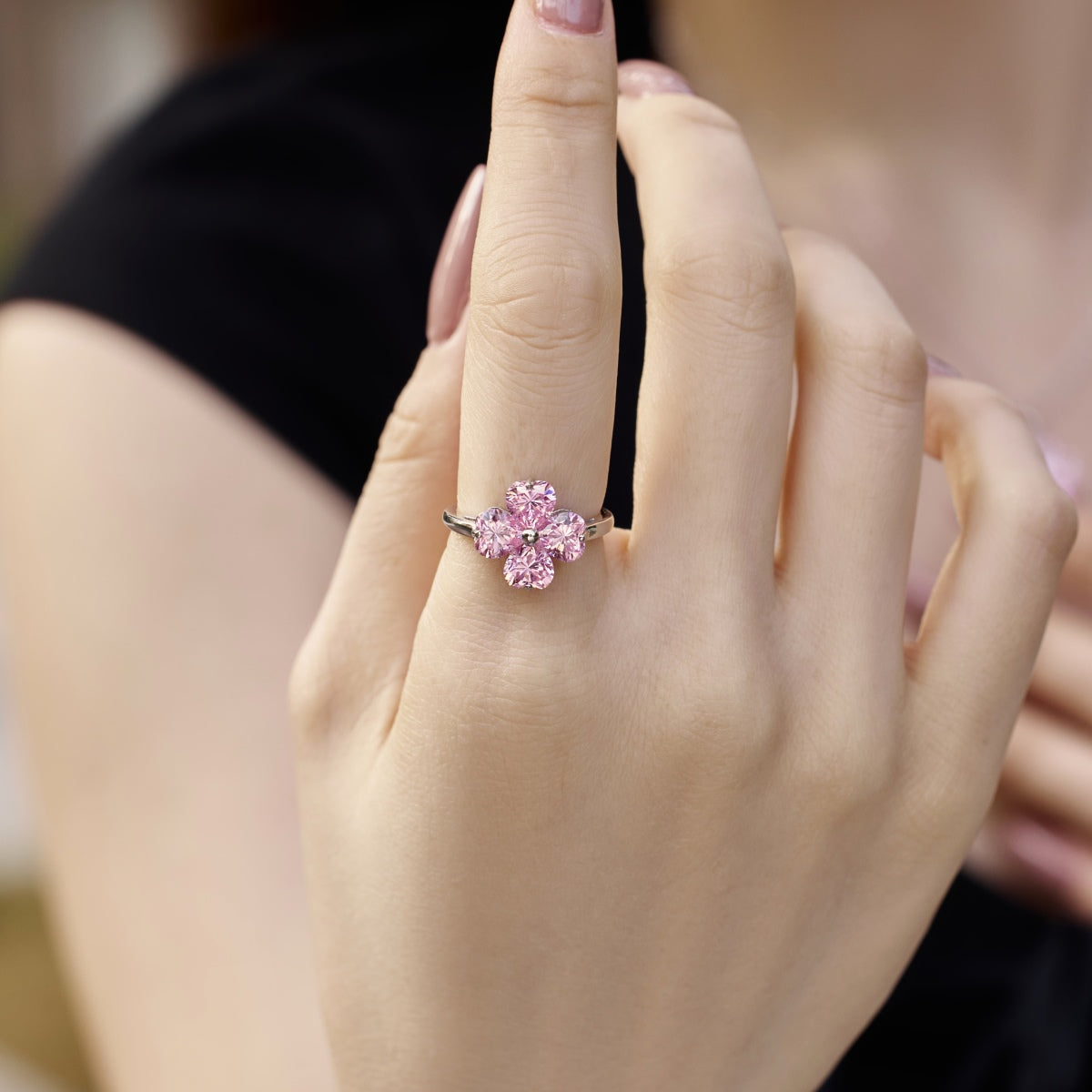 [Sparkling Aurora]Heart-shaped Four-Leaf Clover Ball Ring