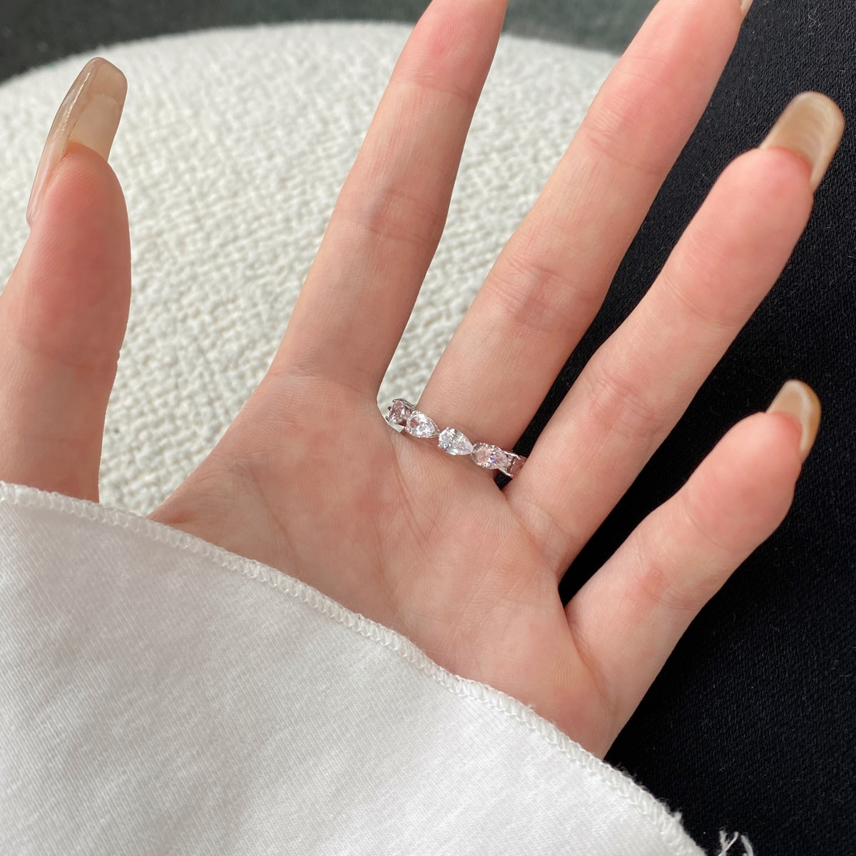 [Sparkling Aurora]Exquisite Pear Cut Tennis Ring